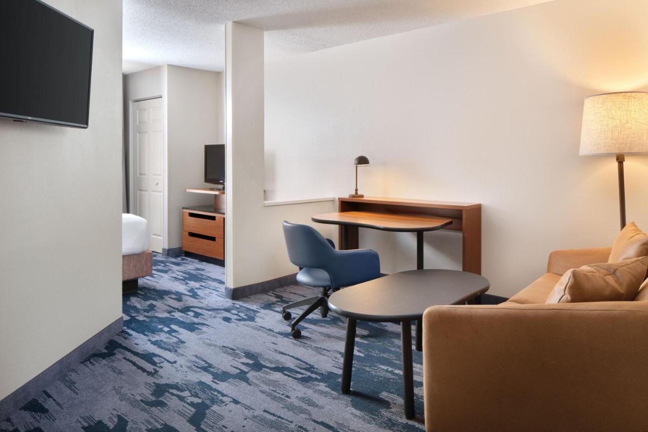 Fairfield Inn & Suites By Marriott ג'קסונוויל מראה חיצוני תמונה